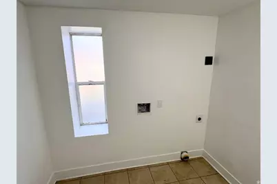 160 E 400 N, Lehi, UT 84043 - Photo 21