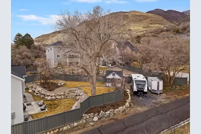 365 S Mountain Rd, Fruit Heights, UT 84037 - Photo 47