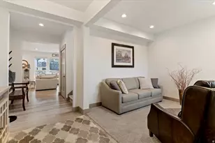 365 S Mountain Rd, Fruit Heights, UT 84037 - Photo 5