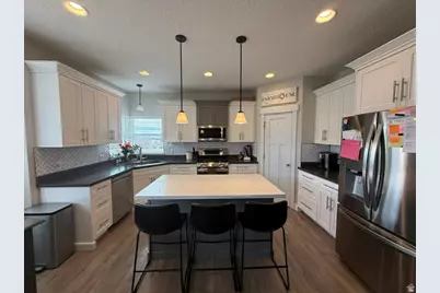 9888 N Elkhorn Rd, Eagle Mountain, UT 84005 - Photo 7