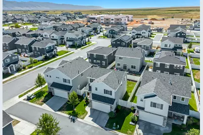 2115 W 3330 S, Syracuse, UT 84075 - Photo 35