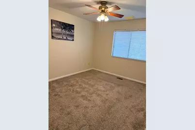 2315 N 1075 E, Layton, UT 84040 - Photo 23