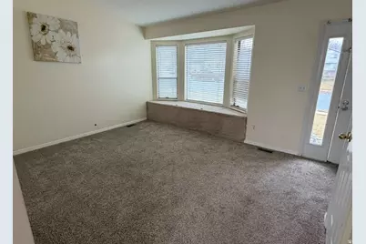 2315 N 1075 E, Layton, UT 84040 - Photo 11