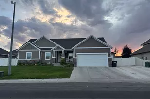 336 N 950 W, Roosevelt, UT 84066 - Photo 1