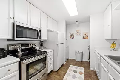 550 S 400 E #3201, Salt Lake City, UT 84111 - Photo 9