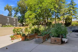 550 S 400 E, Salt Lake City, UT 84111 - Photo 25