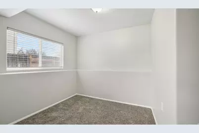 768 E 980 N, Tooele, UT 84074 - Photo 15
