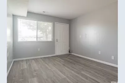 125 S 1450 W, Clearfield, UT 84015 - Photo 11