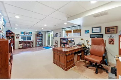 8967 S Cobblecrest Ln, Sandy, UT 84093 - Photo 51