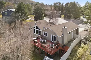 8967 S Cobblecrest Ln, Sandy, UT 84093 - Photo 13