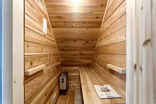 8967 S Cobblecrest Ln, Sandy, UT 84093 - Photo 59