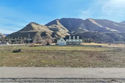 1564 N 1700 E, Mapleton, UT 84664 - Photo 3