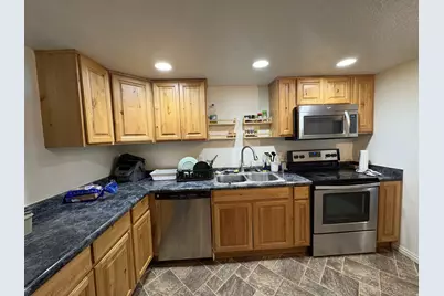 668 W 890 N, Provo, UT 84604 - Photo 3