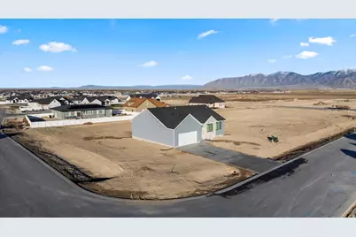 593 E Shelley Ln S #203, Grantsville, UT 84029 - Photo 19