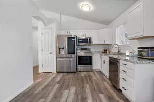 3992 E Ofallons Way N, Eagle Mountain, UT 84005 - Photo 5