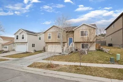 3992 E Ofallons Way N, Eagle Mountain, UT 84005 - Photo 25
