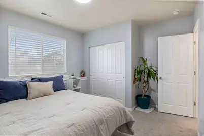 3992 E Ofallons Way N, Eagle Mountain, UT 84005 - Photo 17