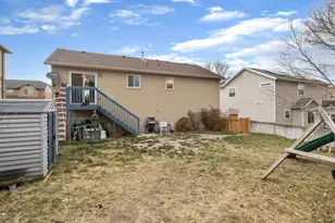 3992 E Ofallons Way N, Eagle Mountain, UT 84005 - Photo 23