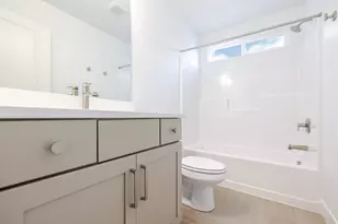 1753 W Jadeite Ln, West Valley, UT 84119 - Photo 17