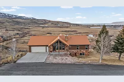 495 W Buttercup Ln N, Garden City, UT 84028 - Photo 15