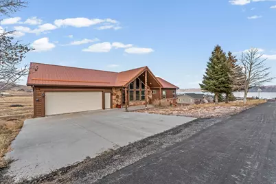 495 W Buttercup Ln N, Garden City, UT 84028 - Photo 3