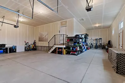 3118 W 1600 N, Clinton, UT 84015 - Photo 37