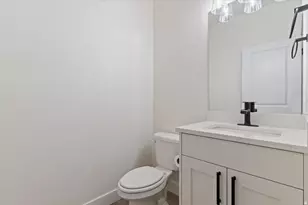 3118 W 1600 N, Clinton, UT 84015 - Photo 31