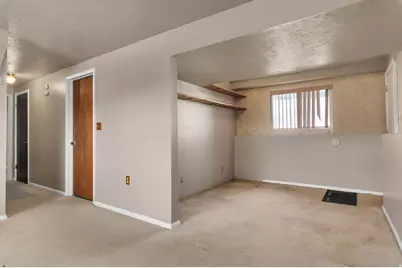 4502 W Woodgrove Dr, West Valley, UT 84120 - Photo 25