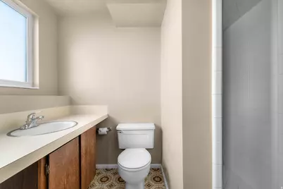 4502 W Woodgrove Dr, West Valley, UT 84120 - Photo 19