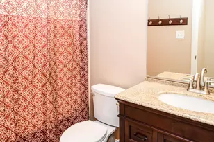 240 E 400 N, Logan, UT 84321 - Photo 9