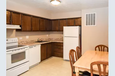 240 E 400 N #26, Logan, UT 84321 - Photo 5