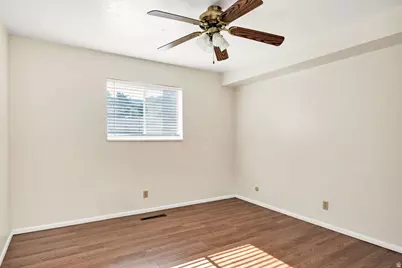 240 E 400 N #26, Logan, UT 84321 - Photo 7