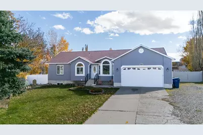 6389 S Mill Valley Ct, Salt Lake City, UT 84118 - Photo 3