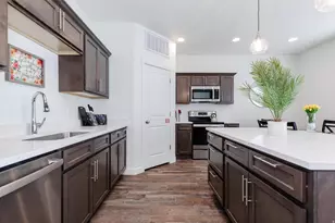 568 Blue Lk St, Garden City, UT 84028 - Photo 31