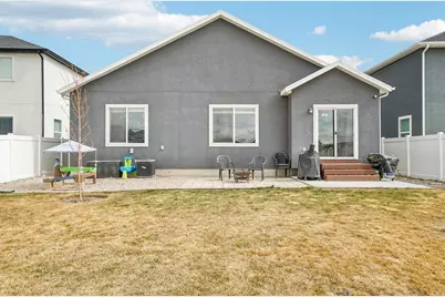 3747 N Deepwater Dr, Eagle Mountain, UT 84005 - Photo 25