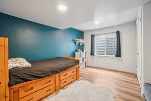 3747 N Deepwater Dr, Eagle Mountain, UT 84005 - Photo 21