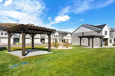 526 N Richland Valley St #10, Garden City, UT 84028 - Photo 33