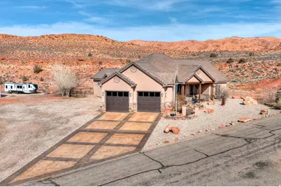 2075 S Munsey Dr E, Moab, UT 84532 - Photo 3