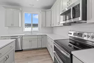 264 W 2900 S, Nibley, UT 84321 - Photo 11