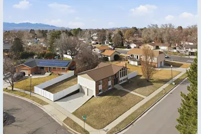 9828 S Pinehurst Dr, Sandy, UT 84092 - Photo 41