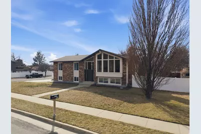 9828 S Pinehurst Dr, Sandy, UT 84092 - Photo 37