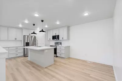 1636 N 160 E, Orem, UT 84057 - Photo 13