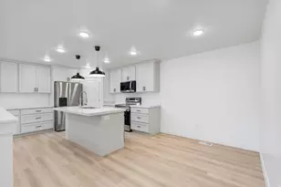 1636 N 160 E, Orem, UT 84057 - Photo 13