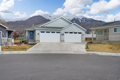 1636 N 160 E, Orem, UT 84057 - Photo 5
