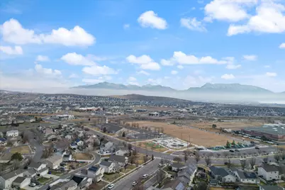 7849 N Saddleback Dr, Eagle Mountain, UT 84005 - Photo 25