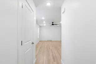 1638 N 160 E, Orem, UT 84057 - Photo 5