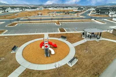 205 E Craner Peak Dr, Eagle Mountain, UT 84005 - Photo 37