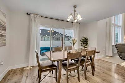 205 E Craner Peak Dr, Eagle Mountain, UT 84005 - Photo 9