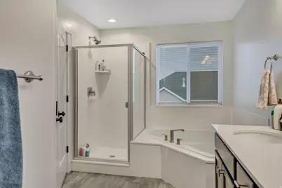 205 E Craner Peak Dr, Eagle Mountain, UT 84005 - Photo 15