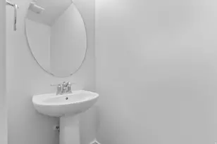 997 N Amberly Dr, North Salt Lake, UT 84054 - Photo 7